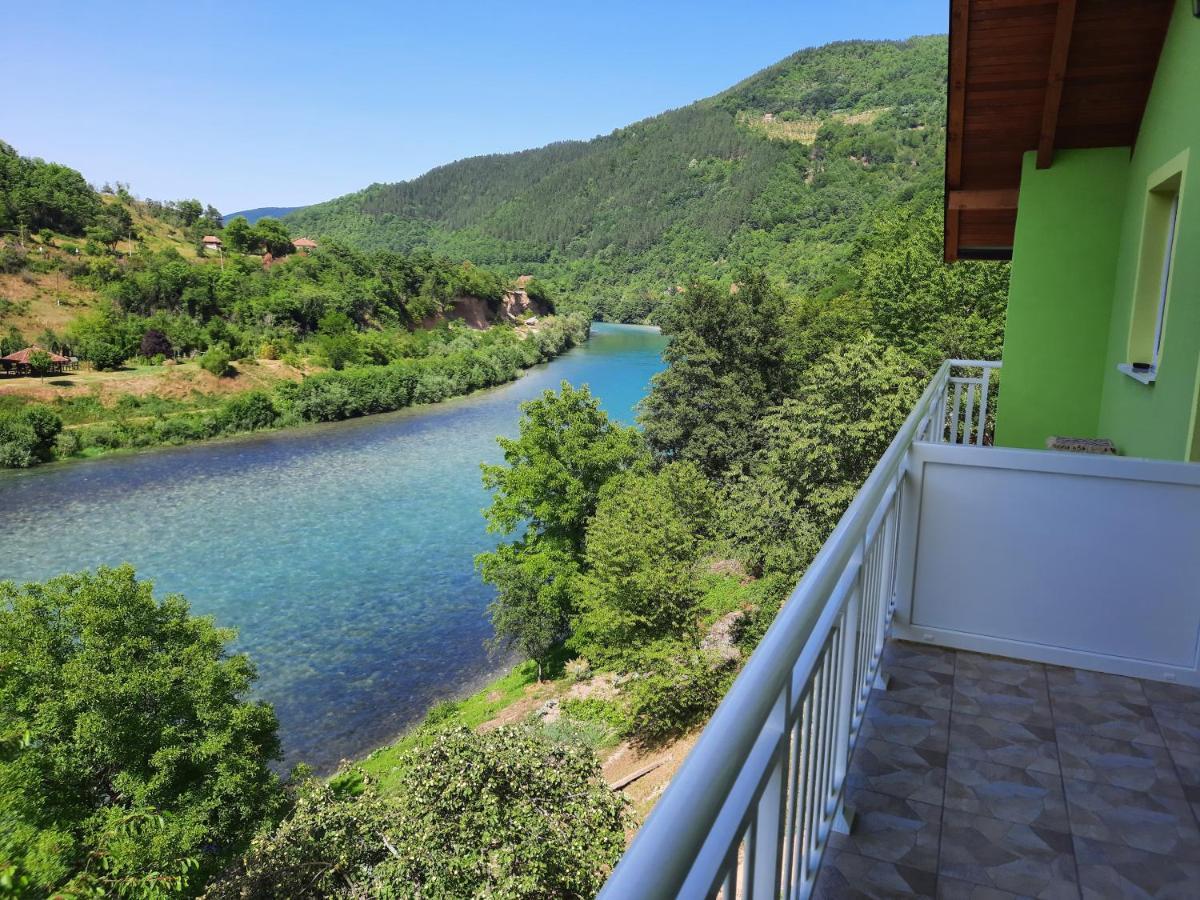 فوتشا Apartmani Vila Na Drini المظهر الخارجي الصورة
