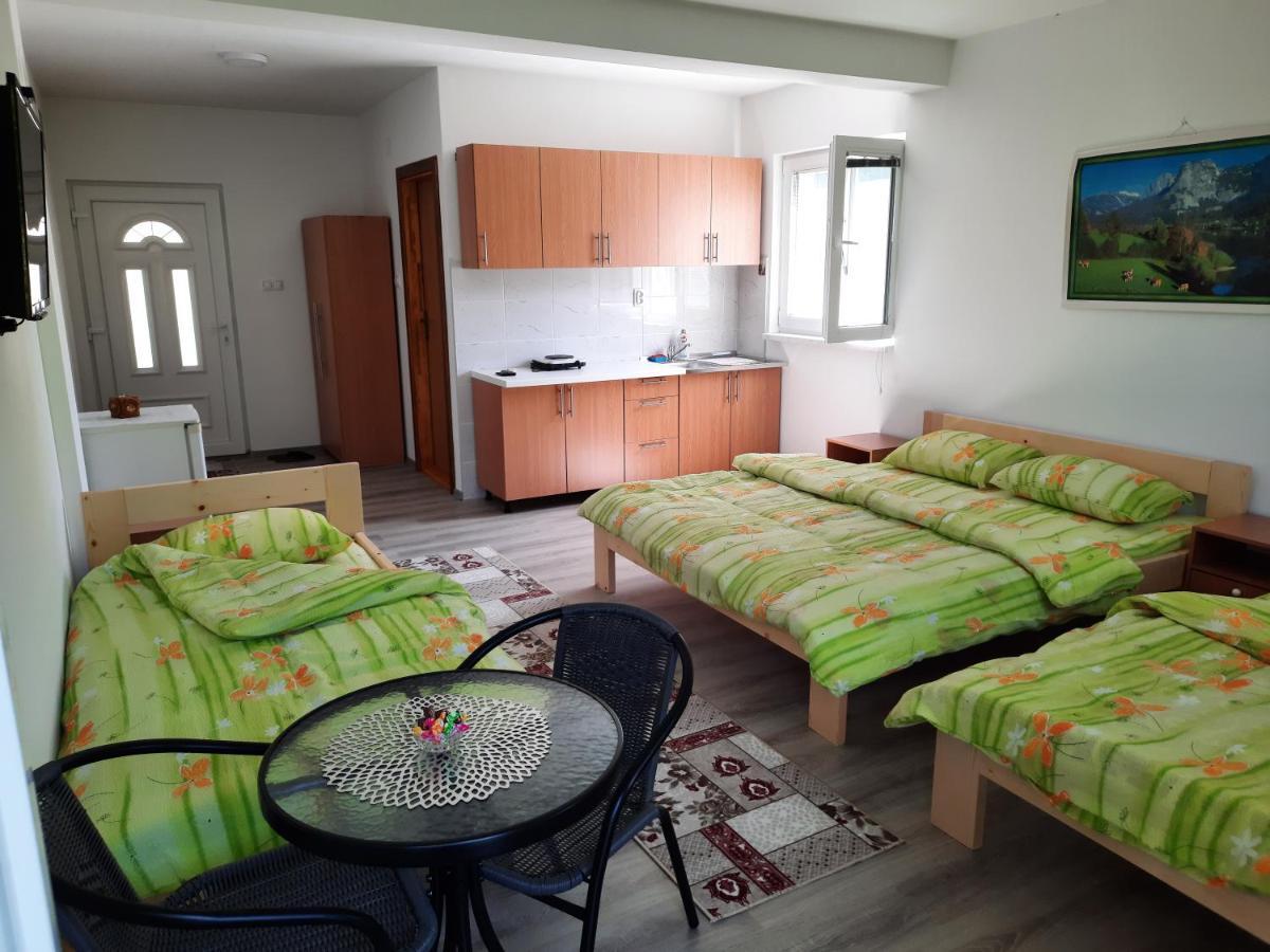 فوتشا Apartmani Vila Na Drini المظهر الخارجي الصورة